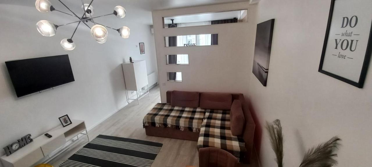 Sweet Apartment *